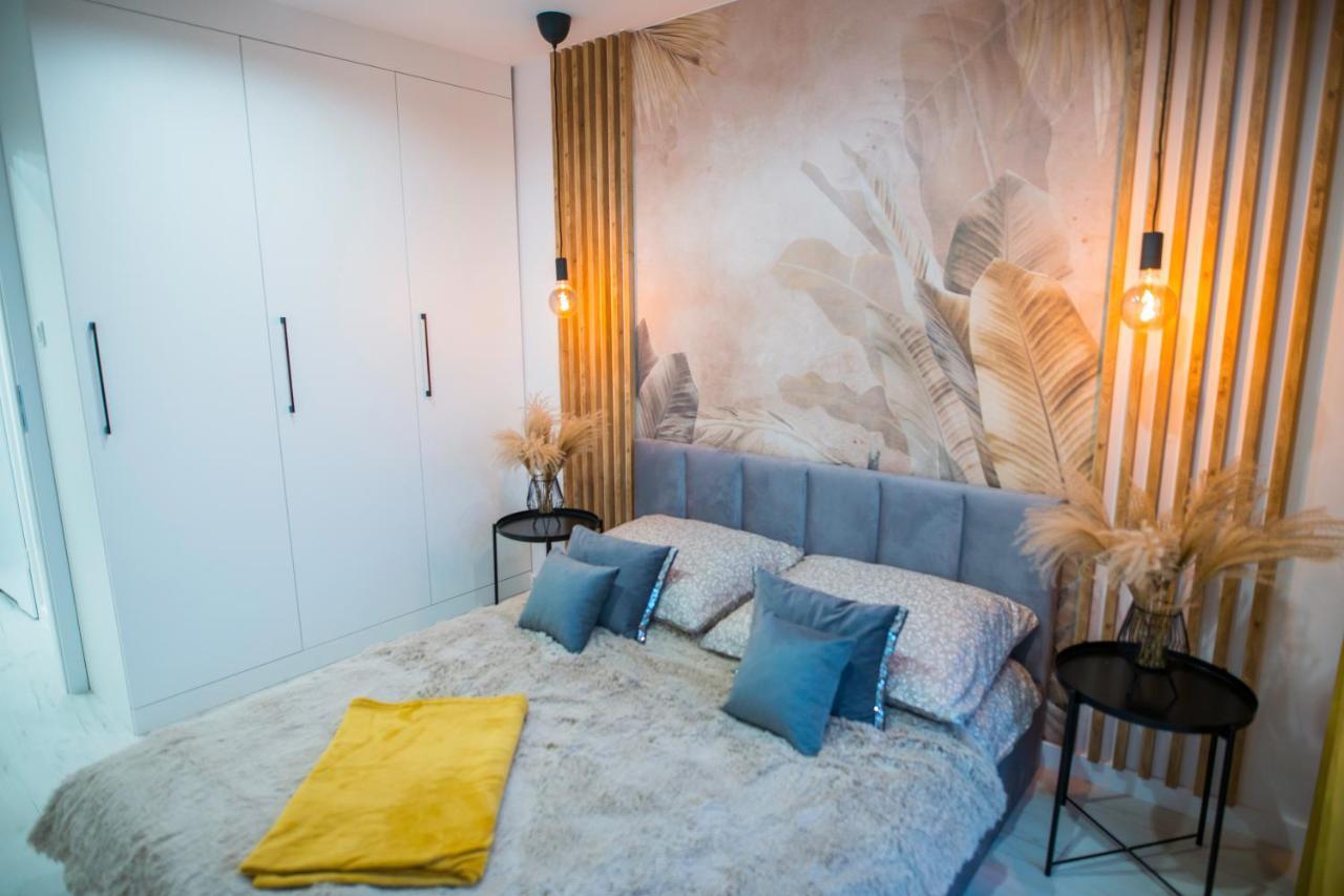 Nowoczesny Apartament Ludova Biskupiec  Exteriör bild