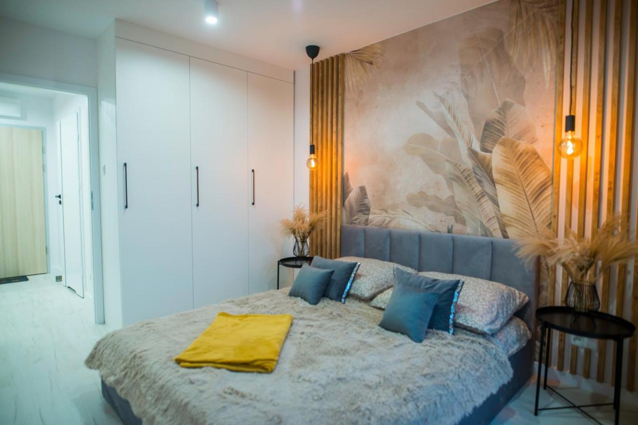 Nowoczesny Apartament Ludova Biskupiec  Exteriör bild