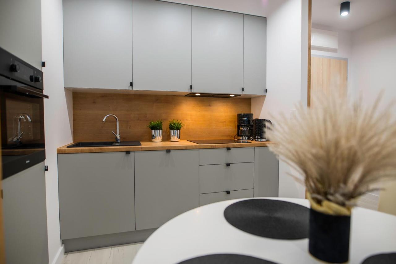 Nowoczesny Apartament Ludova Biskupiec  Exteriör bild